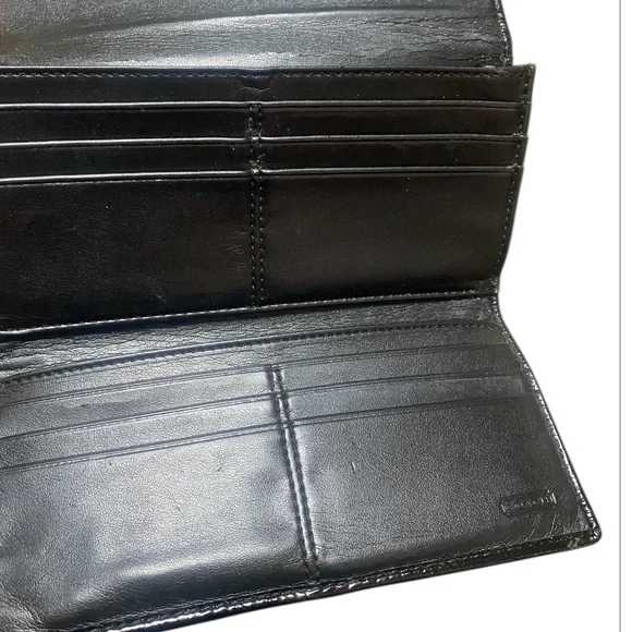 COACH Wallet - Picture 4 of 12